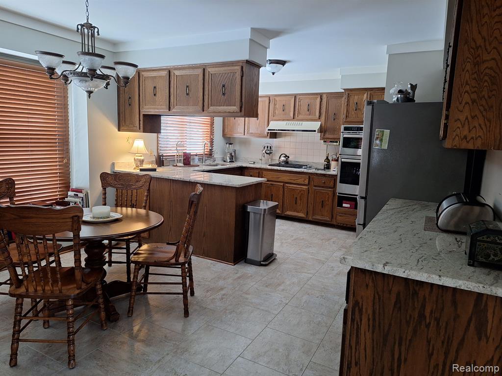 866 Timberline Drive Rochester Hills, MI 48309 - Photo 24 of 53