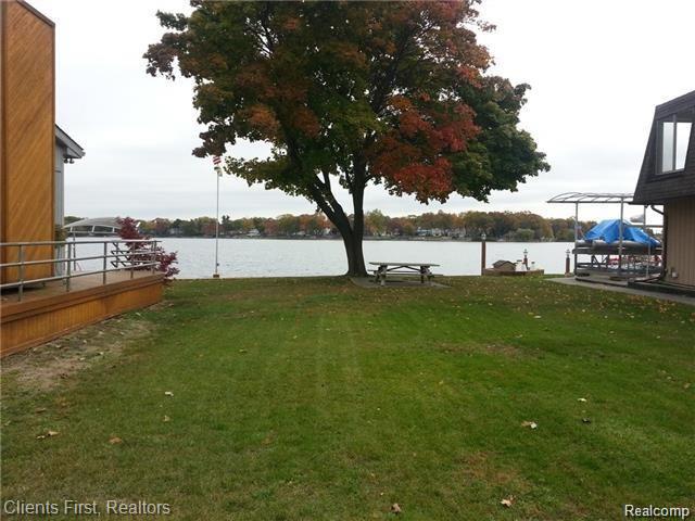 0 Desmond Road Waterford, MI 48329 - Photo 1 of 9 AB6.jpg