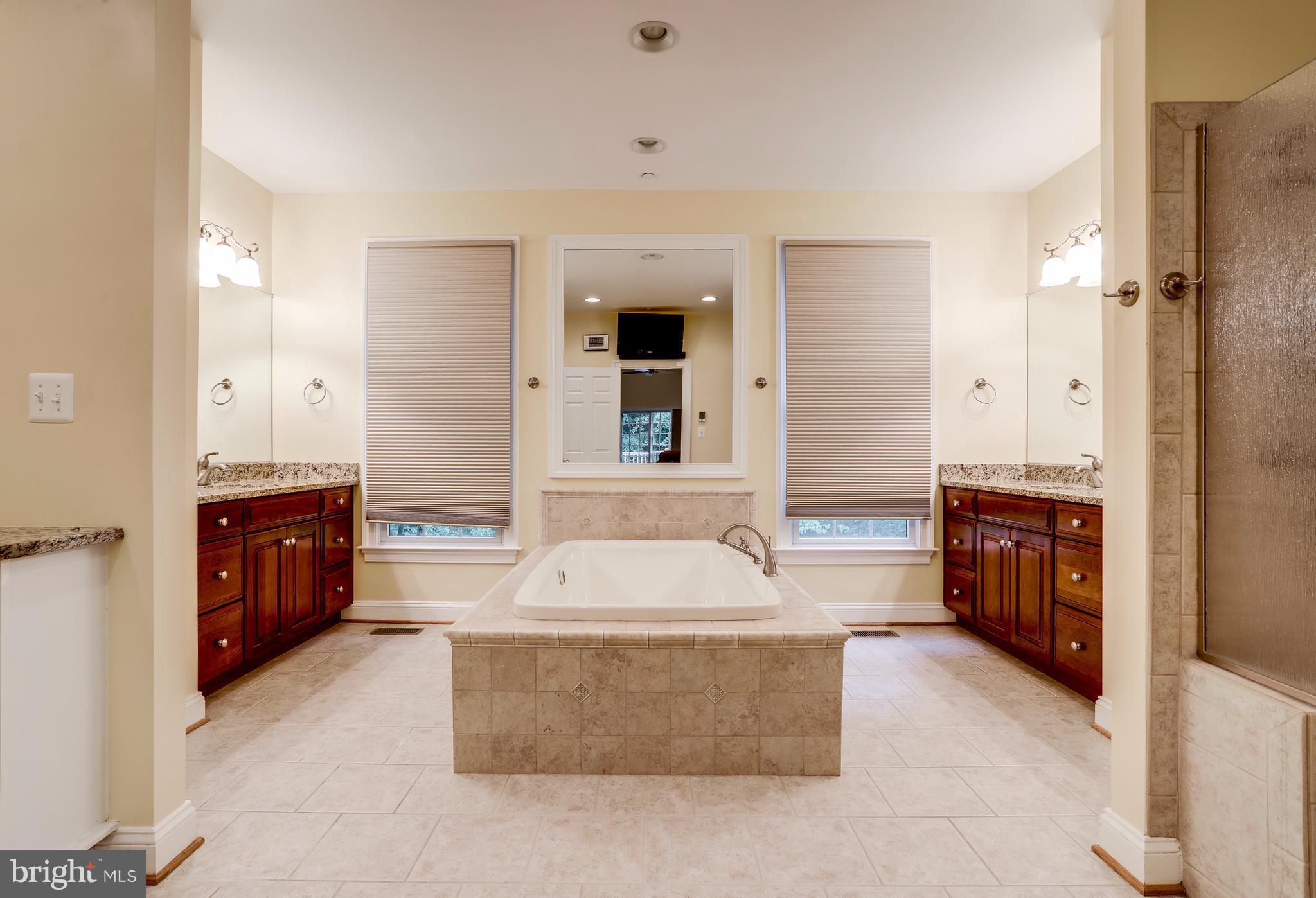 3301 Churchill Farm Road Davidsonville, MD 21035 - Photo 14 of 30 Huge Bathroom w/ Dual Granite Counters