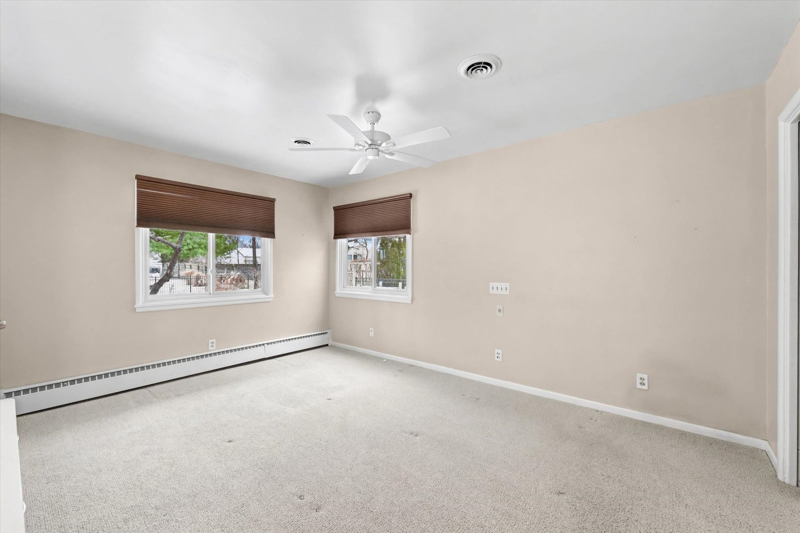 605 South James Street Champaign, IL 61821 - Photo 23 of 37