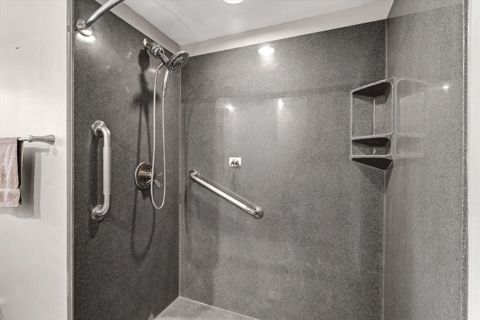 605 South James Street Champaign, IL 61821 - Photo 27 of 37