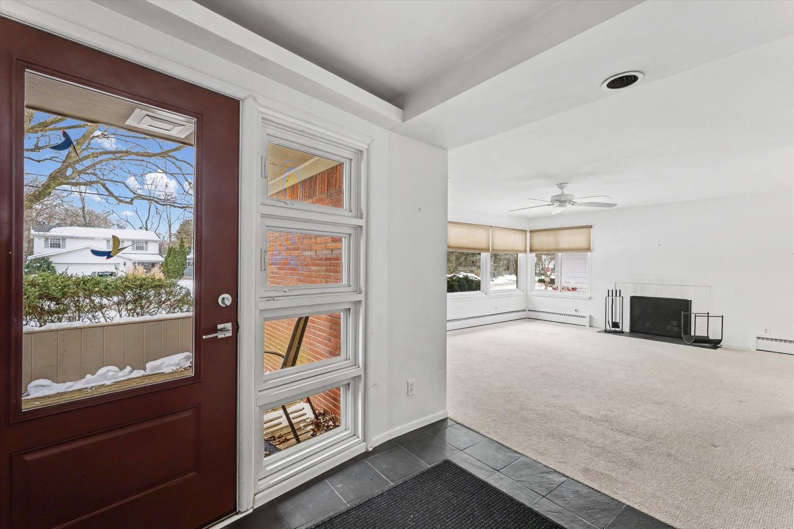 605 South James Street Champaign, IL 61821 - Photo 5 of 37