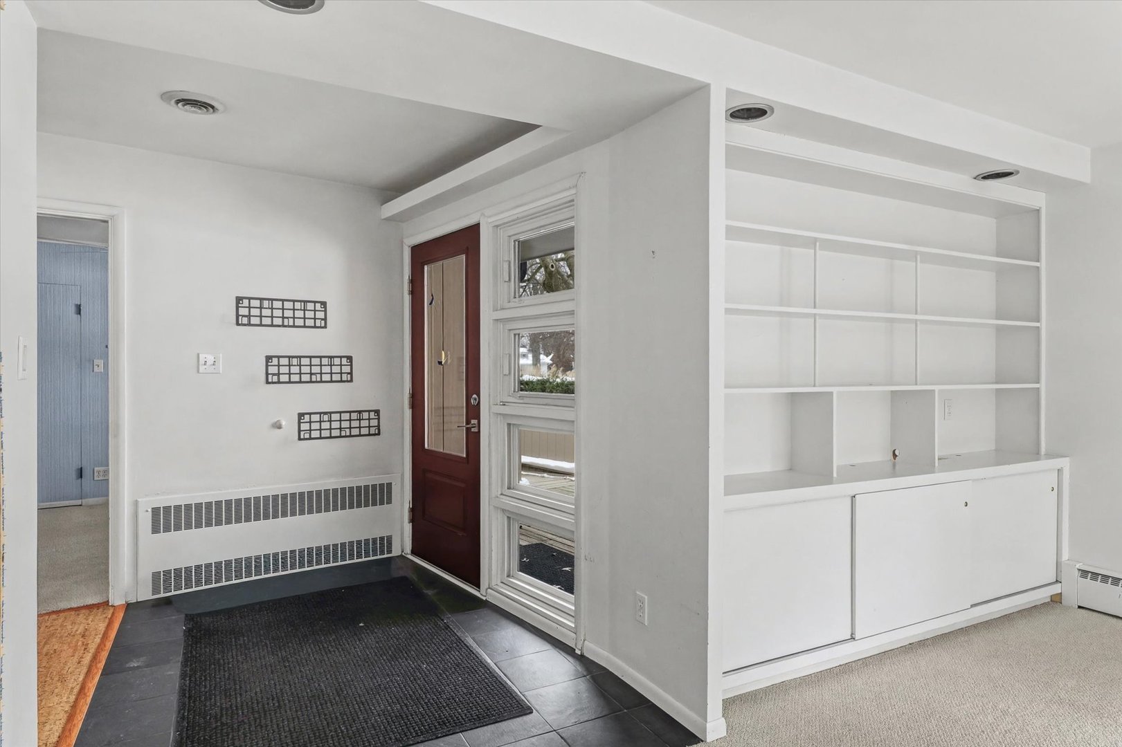 605 South James Street Champaign, IL 61821 - Photo 6 of 37