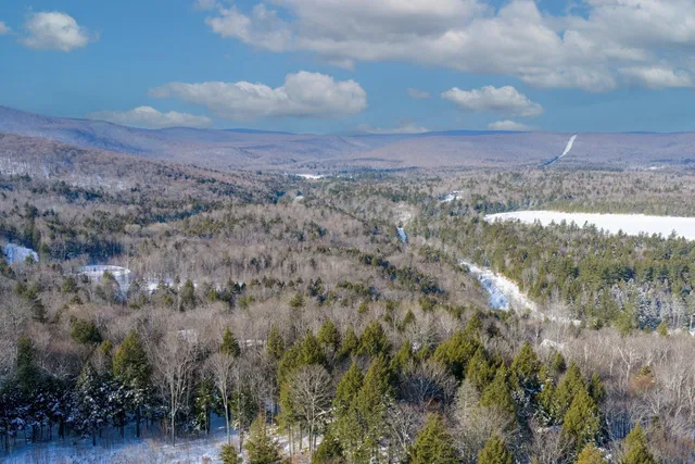 $500,000 | 56 Lower Taylor Hill Road, Winhall, VT 05340