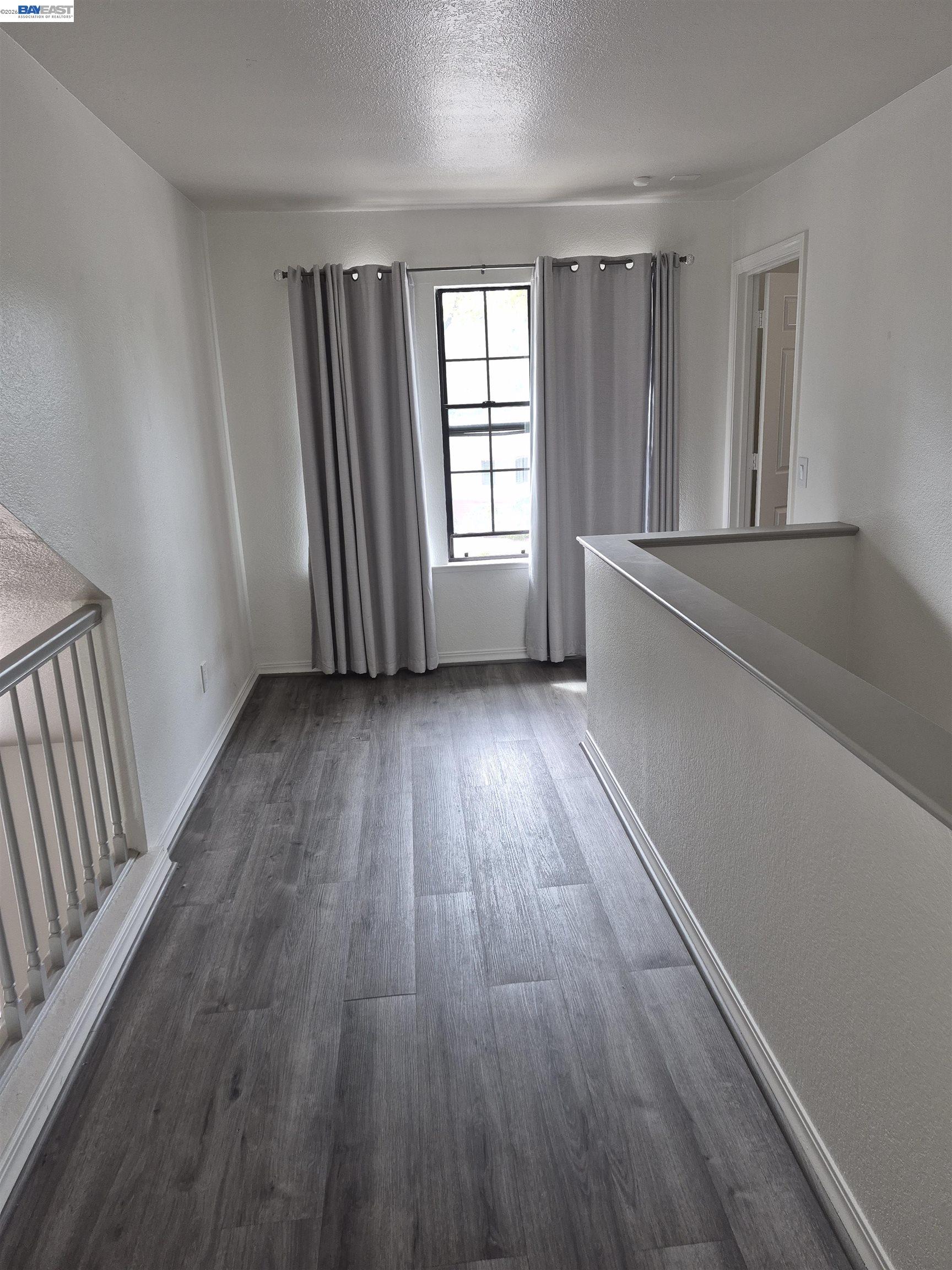 2030 Edgewater Road Sacramento, CA 95815 - Photo 10 of 24 Gallery Image 10