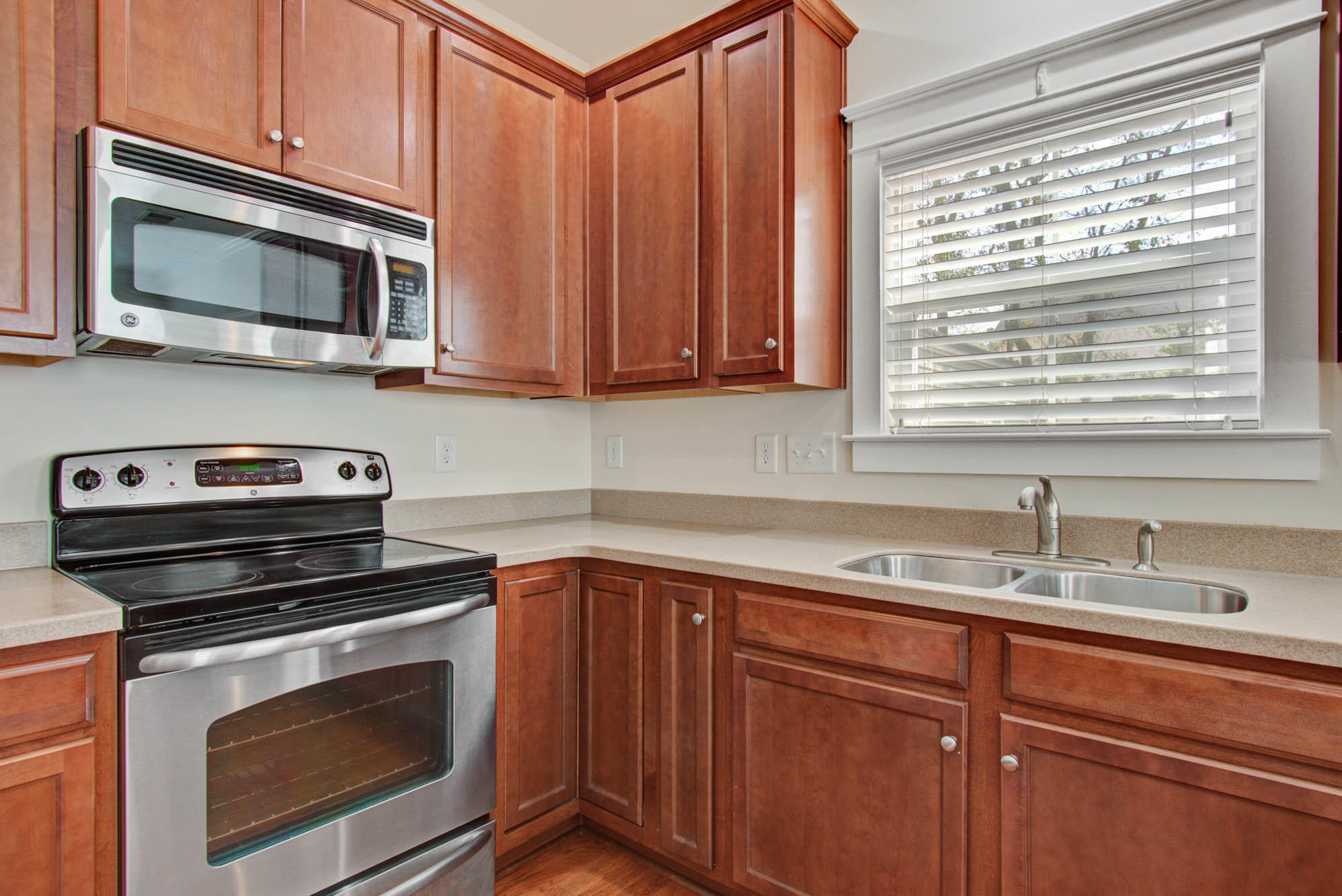 1720 Bee Balm Road Johns Island, SC 29455 - Photo 10 of 21 Kitchen