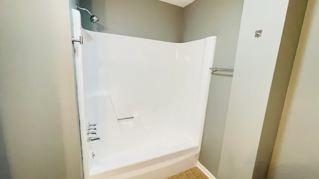 $2,200 | 6521 Shirley Pond Road, Harrison, TN 37341