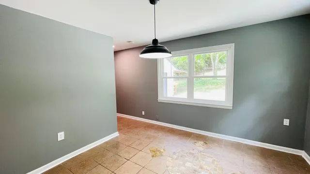 $2,200 | 6521 Shirley Pond Road, Harrison, TN 37341