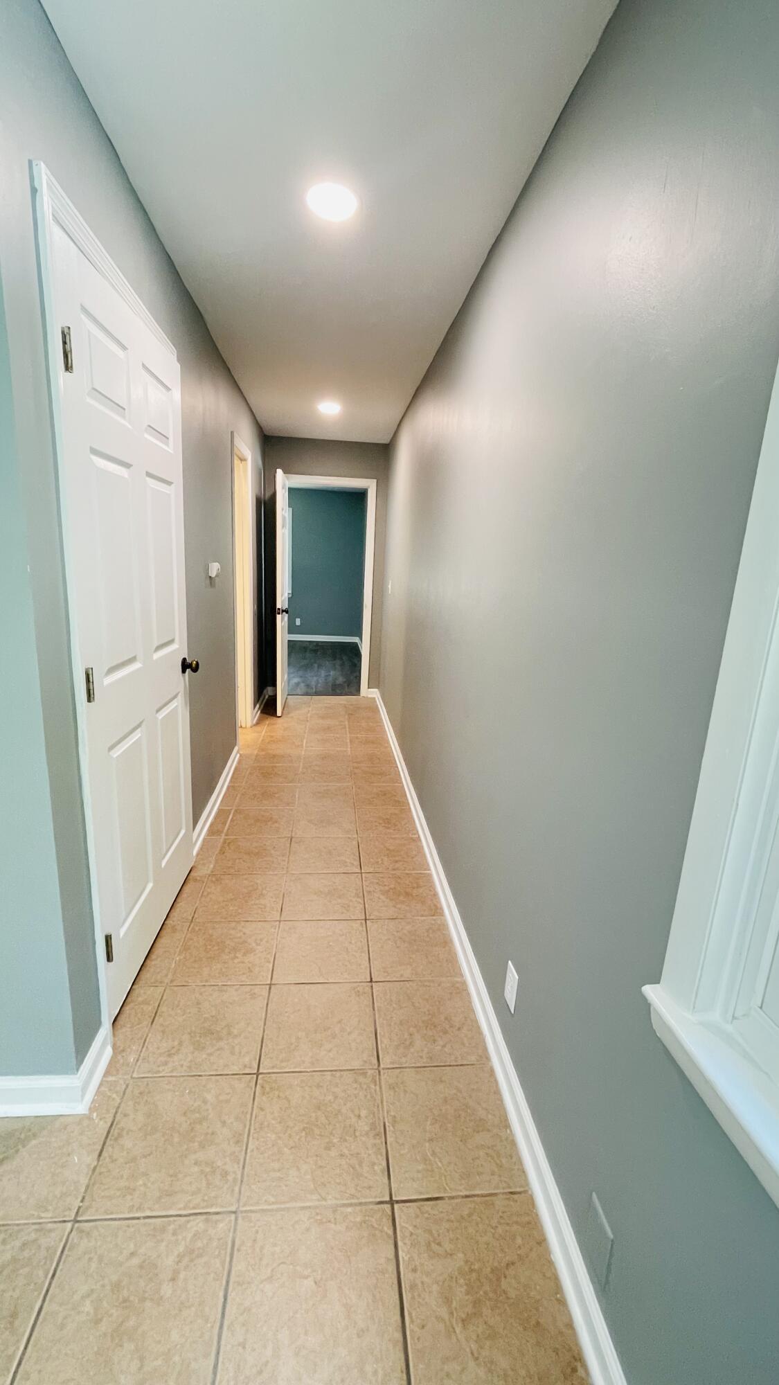 6521 Shirley Pond Road Harrison, TN 37341 - Photo 21 of 35 Hall