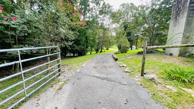 $2,200 | 6521 Shirley Pond Road, Harrison, TN 37341