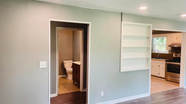 $2,200 | 6521 Shirley Pond Road, Harrison, TN 37341