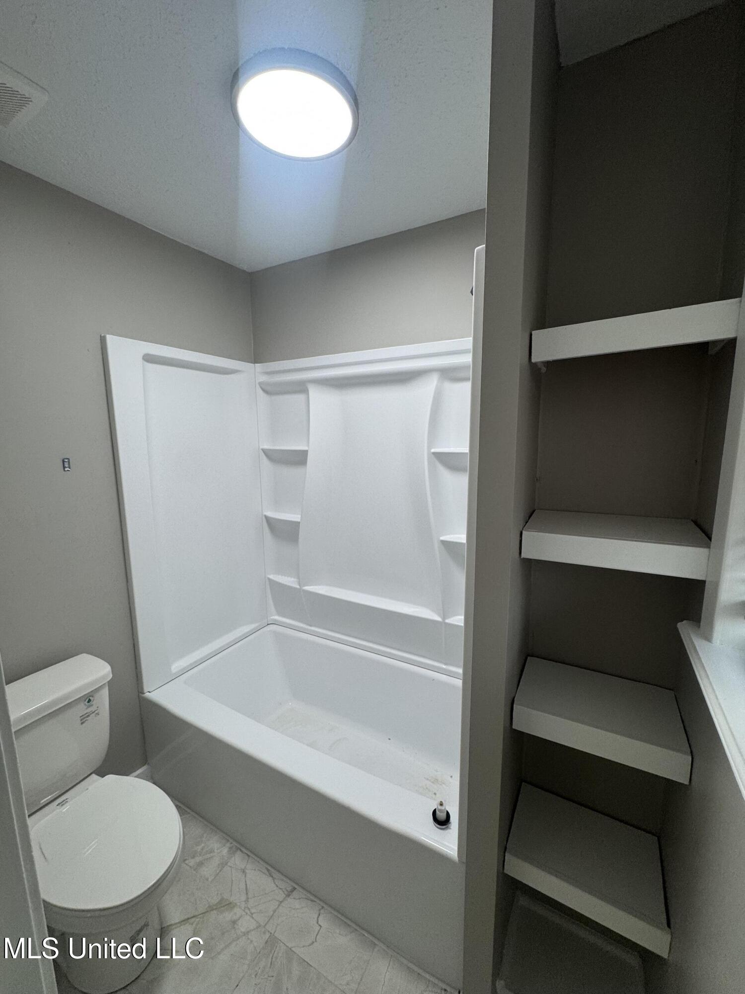 344 Red Oak Drive Jackson, MS 39212 - Photo 11 of 18 IMG_8377