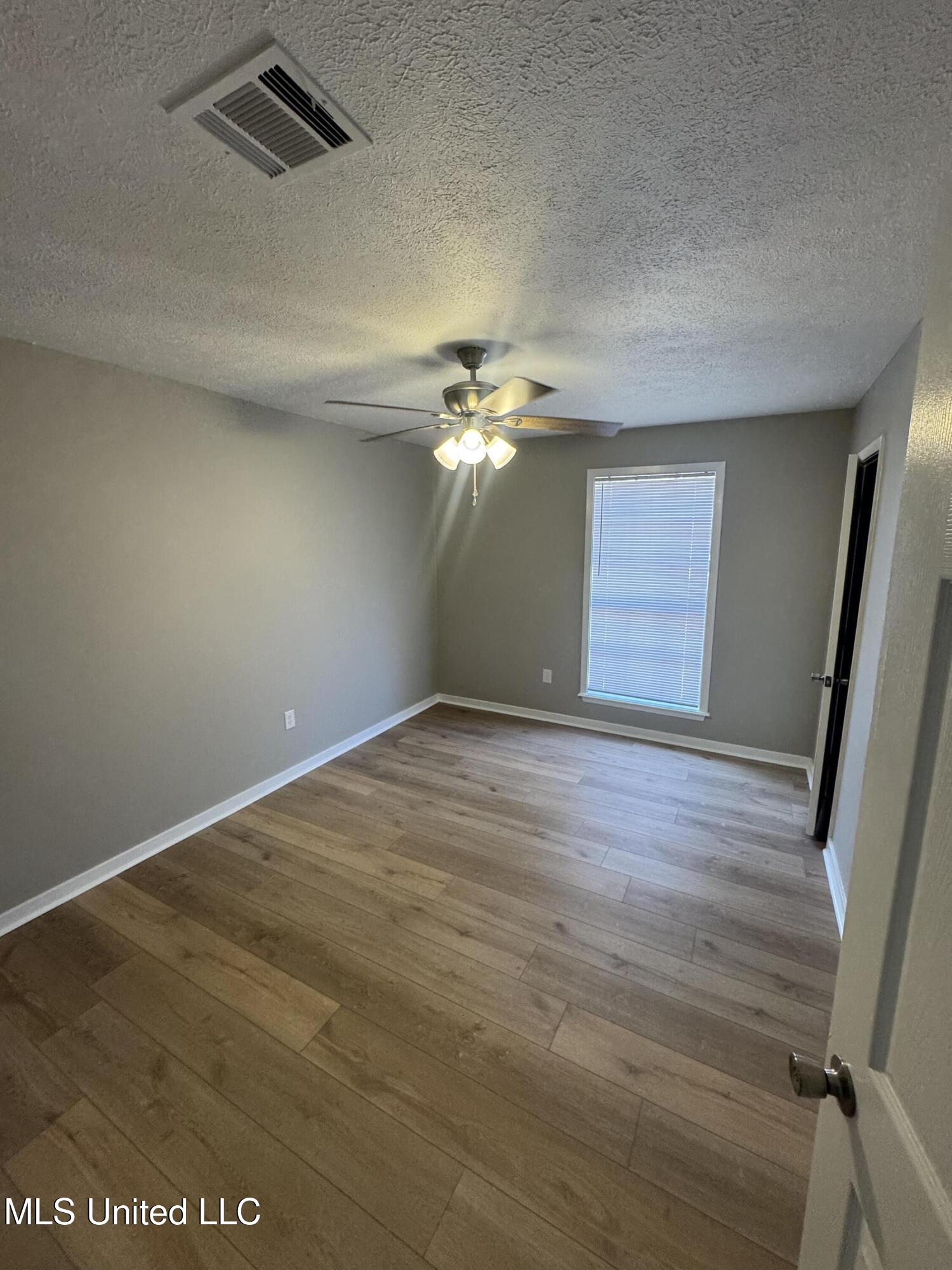 344 Red Oak Drive Jackson, MS 39212 - Photo 14 of 18 IMG_8378