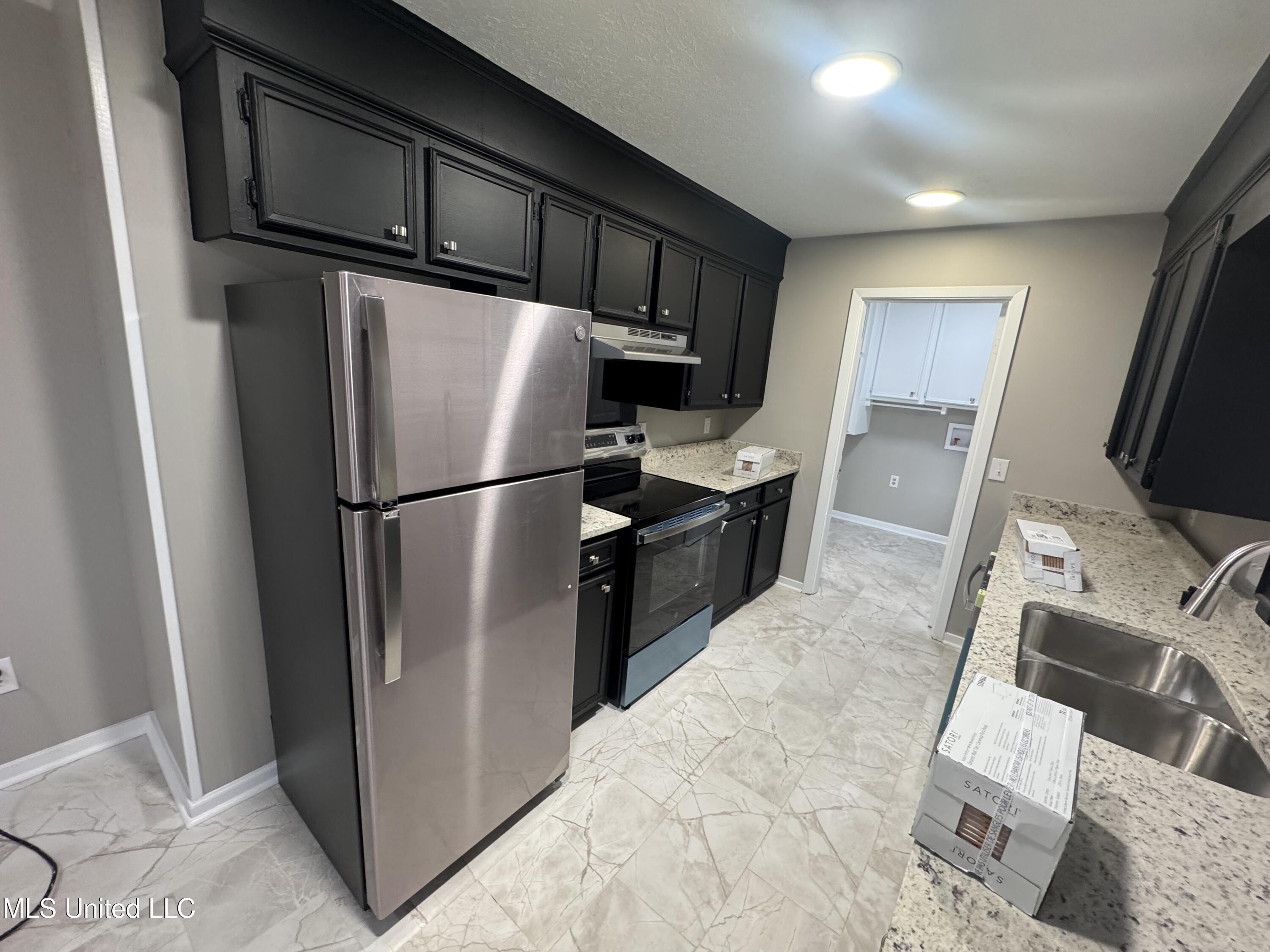 344 Red Oak Drive Jackson, MS 39212 - Photo 6 of 18 IMG_8371