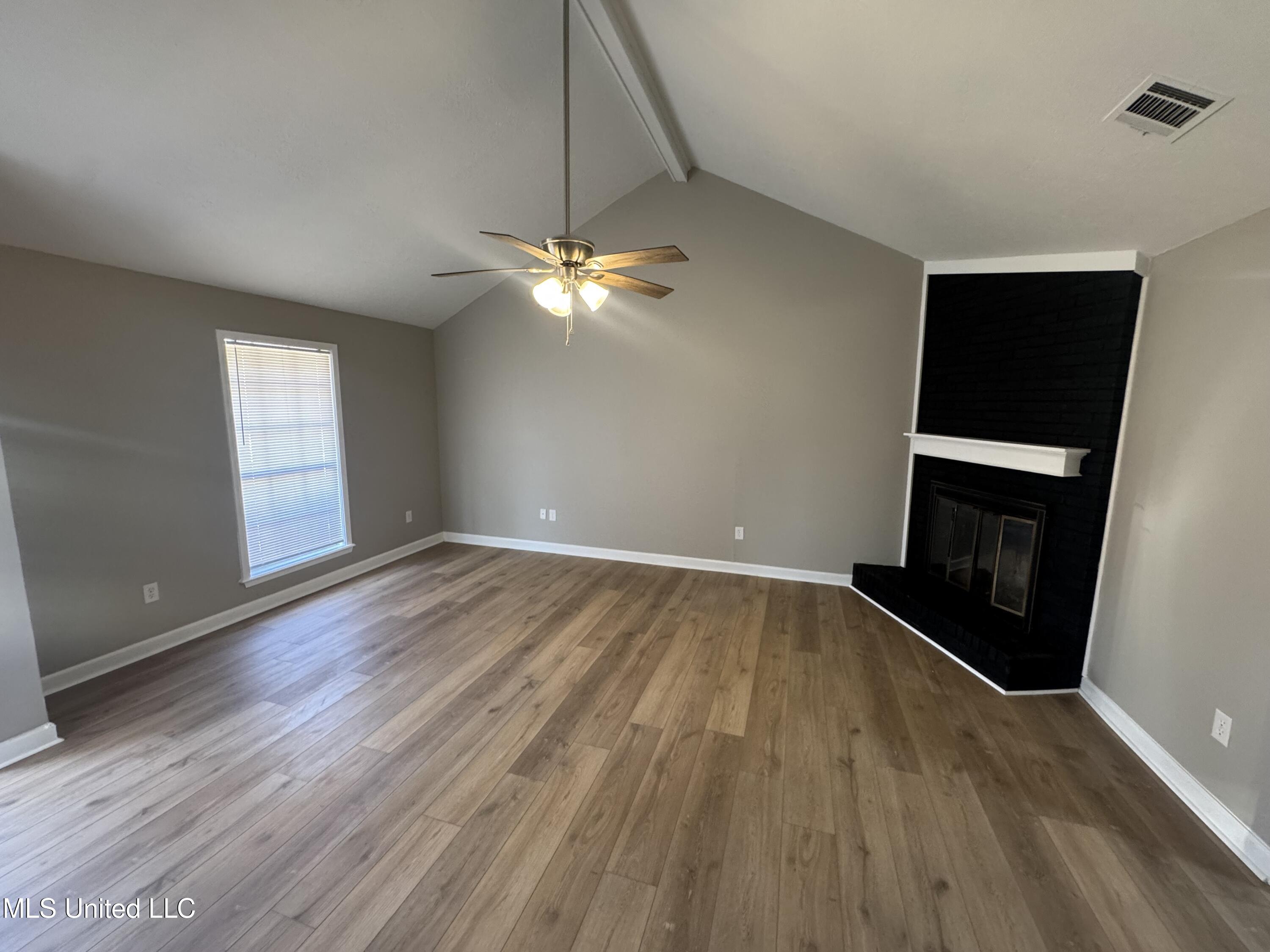 344 Red Oak Drive Jackson, MS 39212 - Photo 8 of 18 IMG_8372