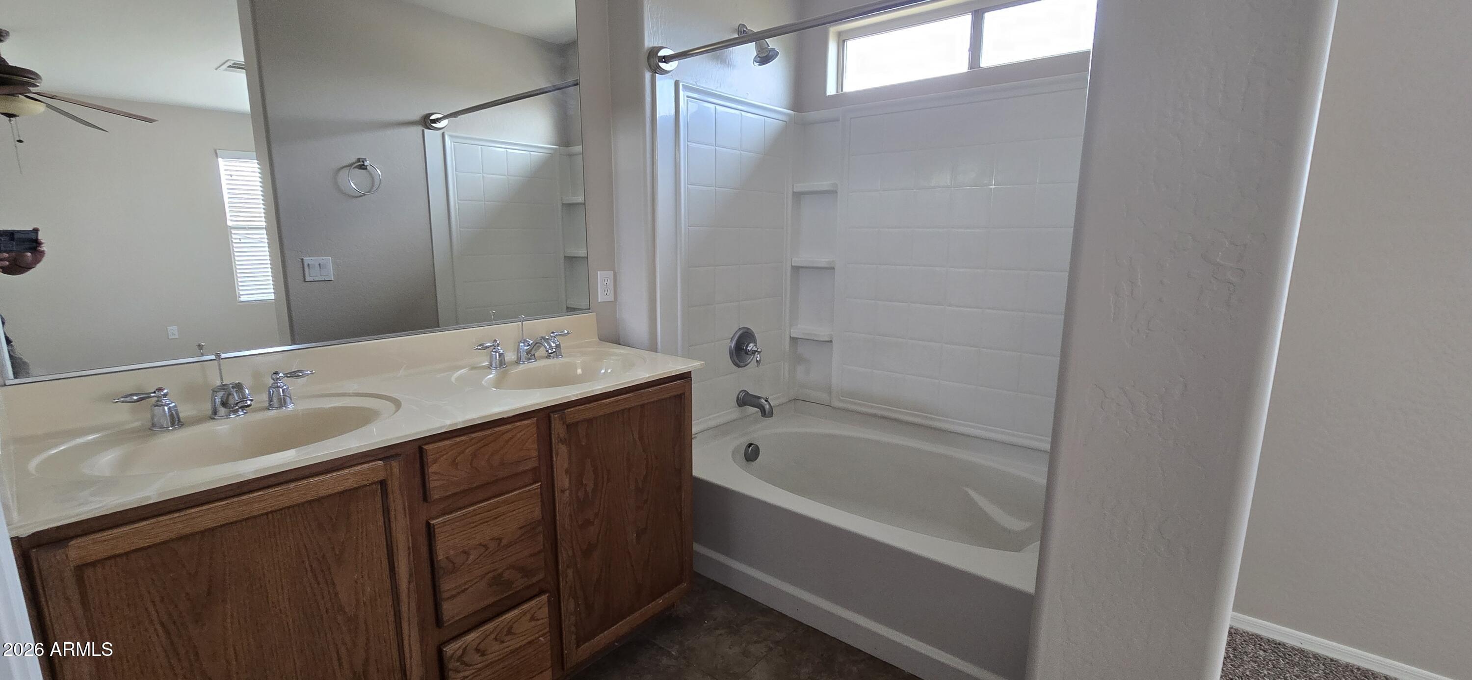 6528 West Eagle Talon Trail Phoenix, AZ 85083 - Photo 16 of 23 2026-01-21 15.14.52