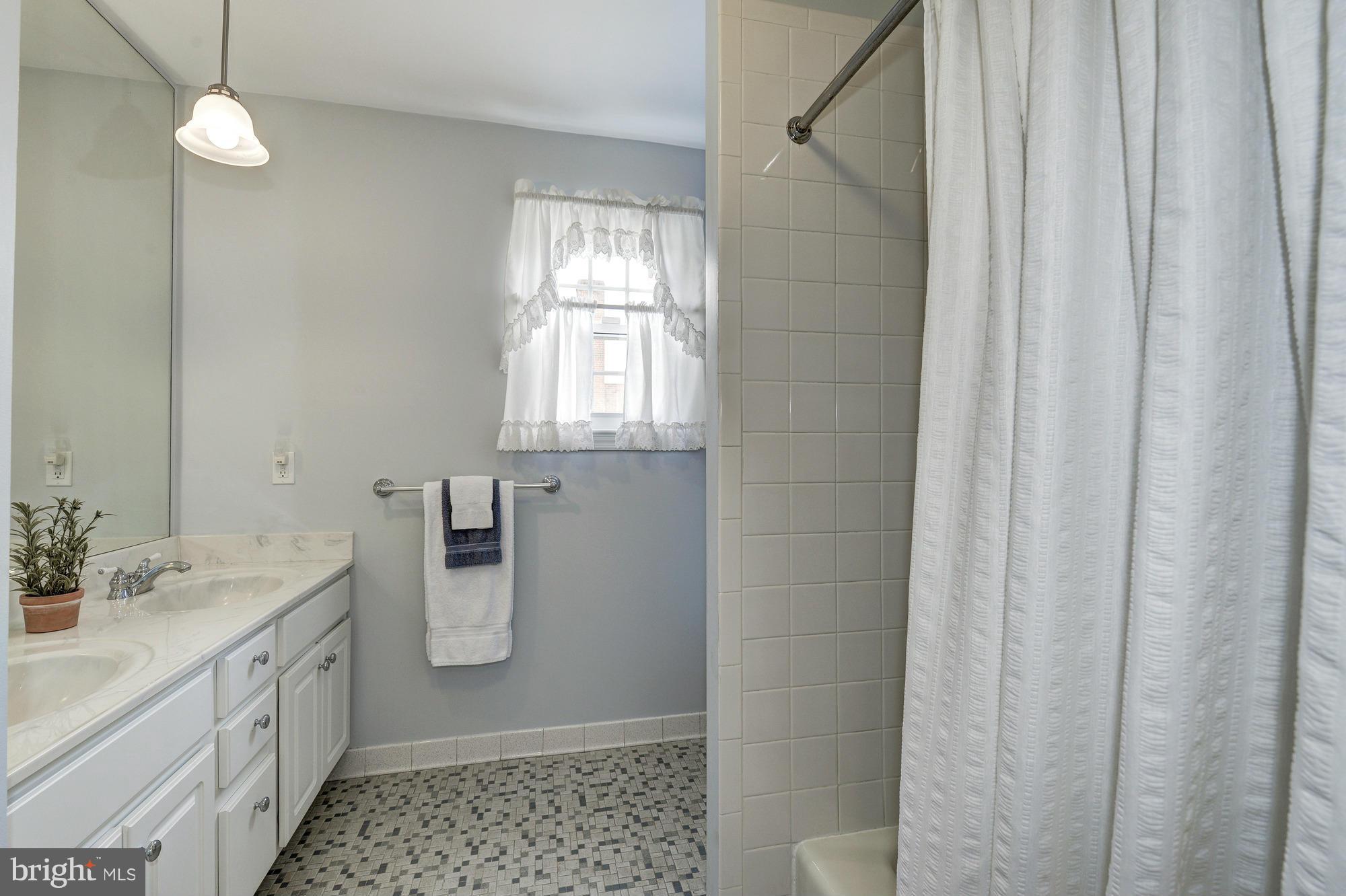 416 Old Stone Road Silver Spring, MD 20904 - Photo 19 of 30 Bath