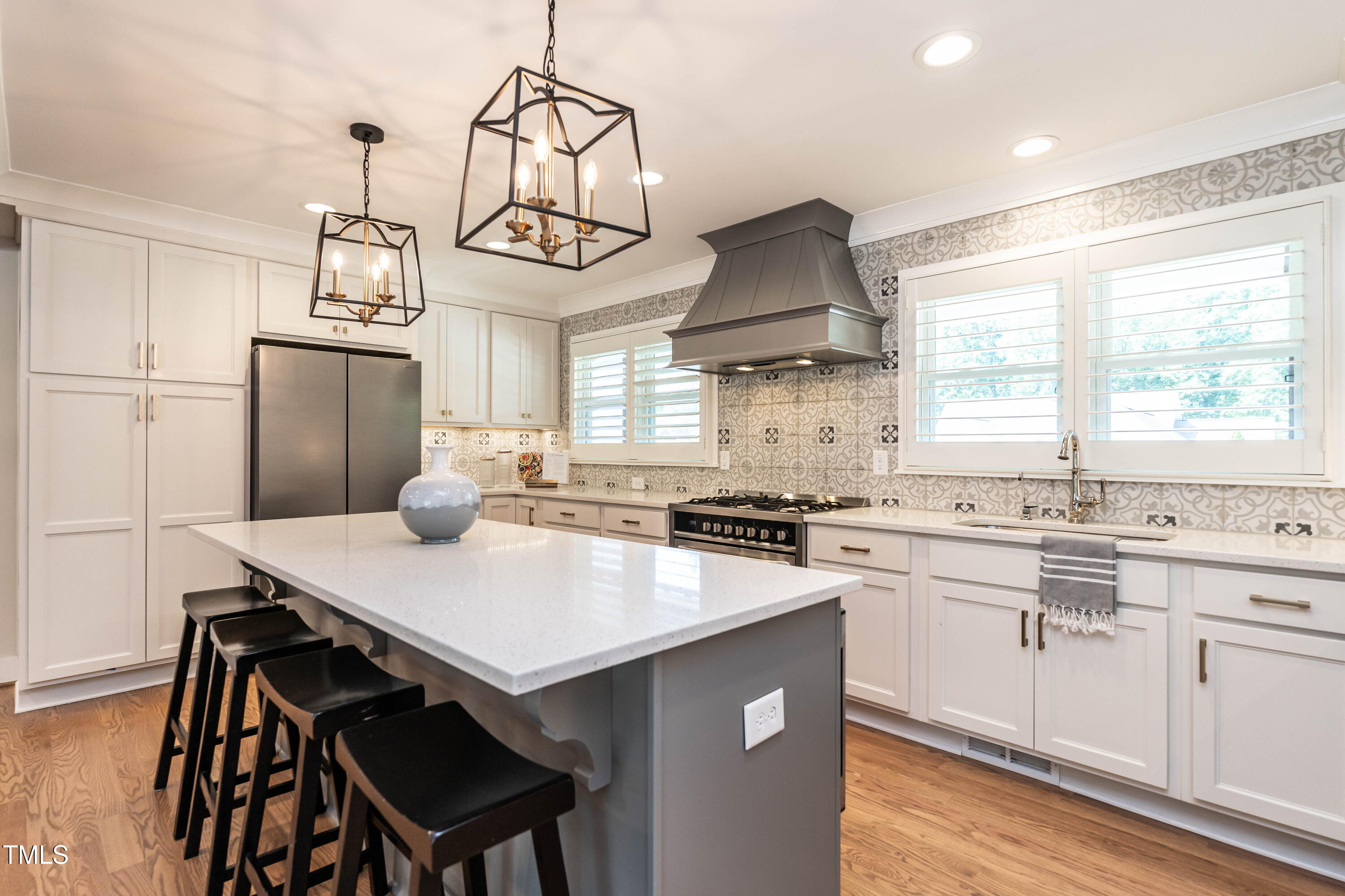 813 Faulkner Place Raleigh, NC 27609 - Photo 11 of 42 Kitchen