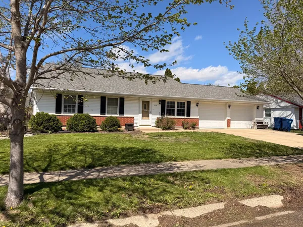 $175,000 | 1134 East Main Street, Granville, IL 61326