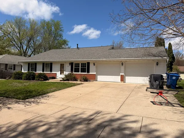 $175,000 | 1134 East Main Street, Granville, IL 61326