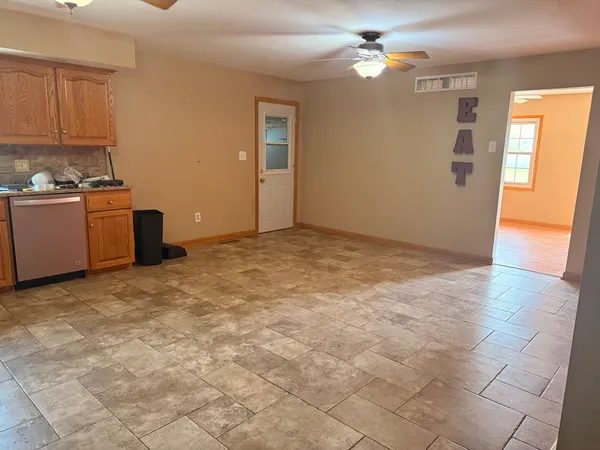 $175,000 | 1134 East Main Street, Granville, IL 61326