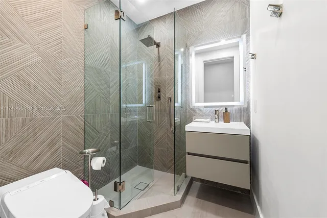 $35,000 | 13600 Southwest 67th Avenue, Palmetto Bay, FL 33158