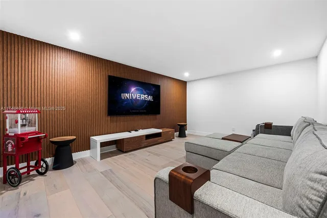 $35,000 | 13600 Southwest 67th Avenue, Palmetto Bay, FL 33158