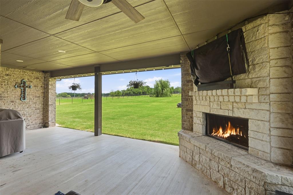 3216 Knob Road Springtown, TX 76082 - Photo 30 of 40