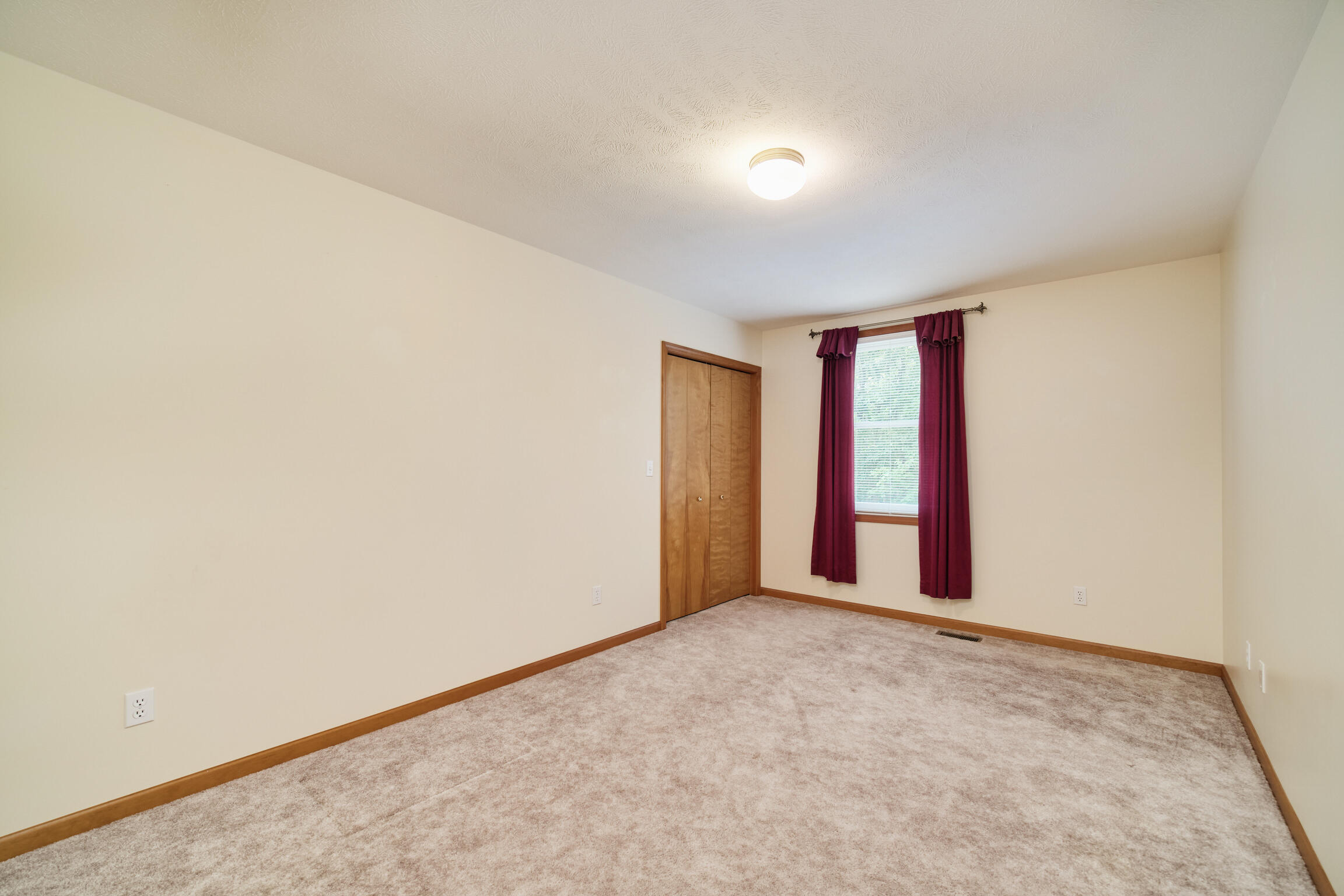 2095 Fox Farm Road Manistee, MI 49660 - Photo 40 of 65 Bedroom 4