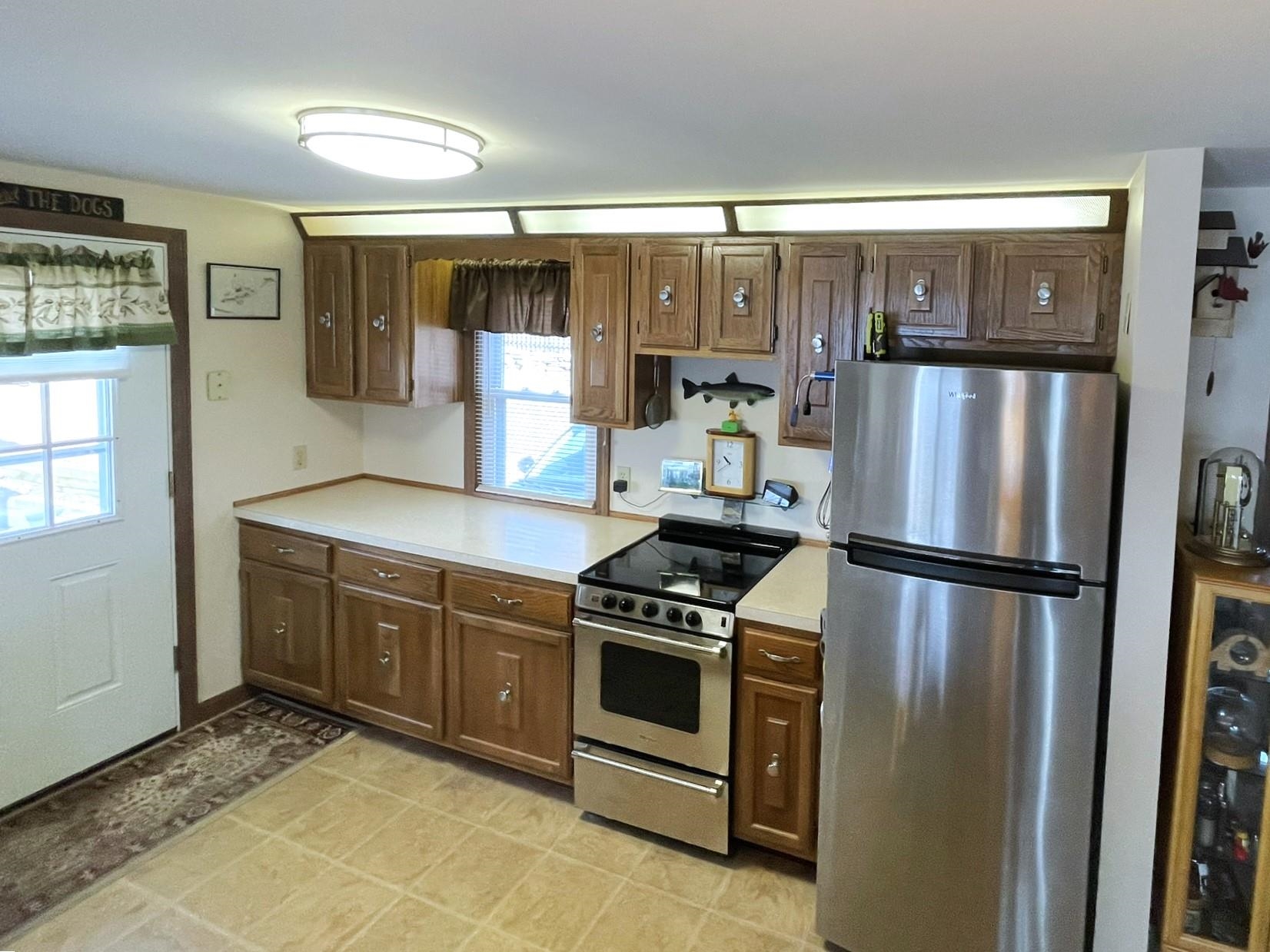 23 North Shore Road Derry, NH 03038 - Photo 8 of 27