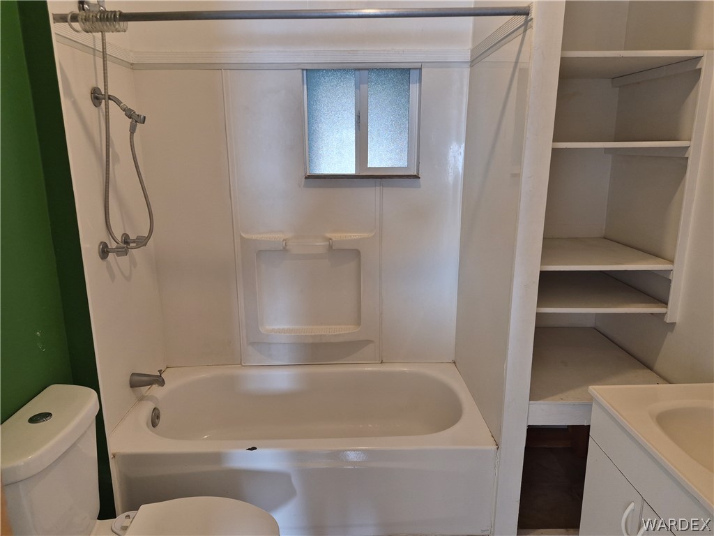 26432 Tamarisk Street, Unit STREET Meadview, AZ 86444 - Photo 27 of 60 Upstairs Full bathroom featuring vanity and shower / washtub combination