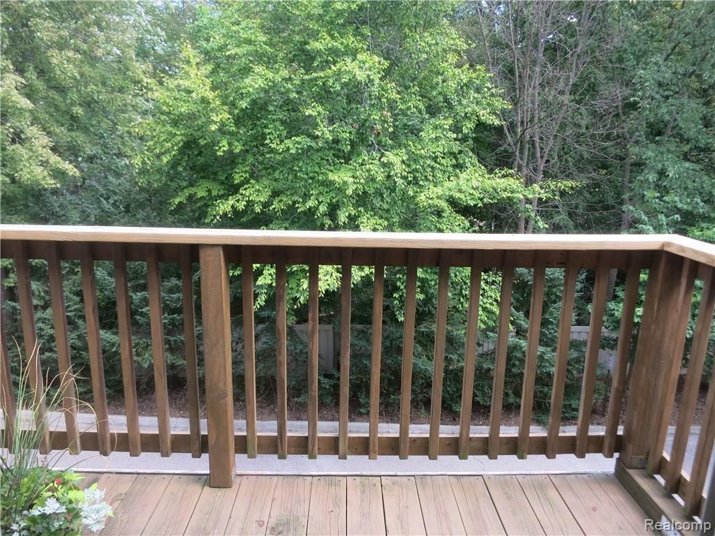 16956 Farmington Road, Unit 23 Livonia, MI 48154 - Photo 18 of 32