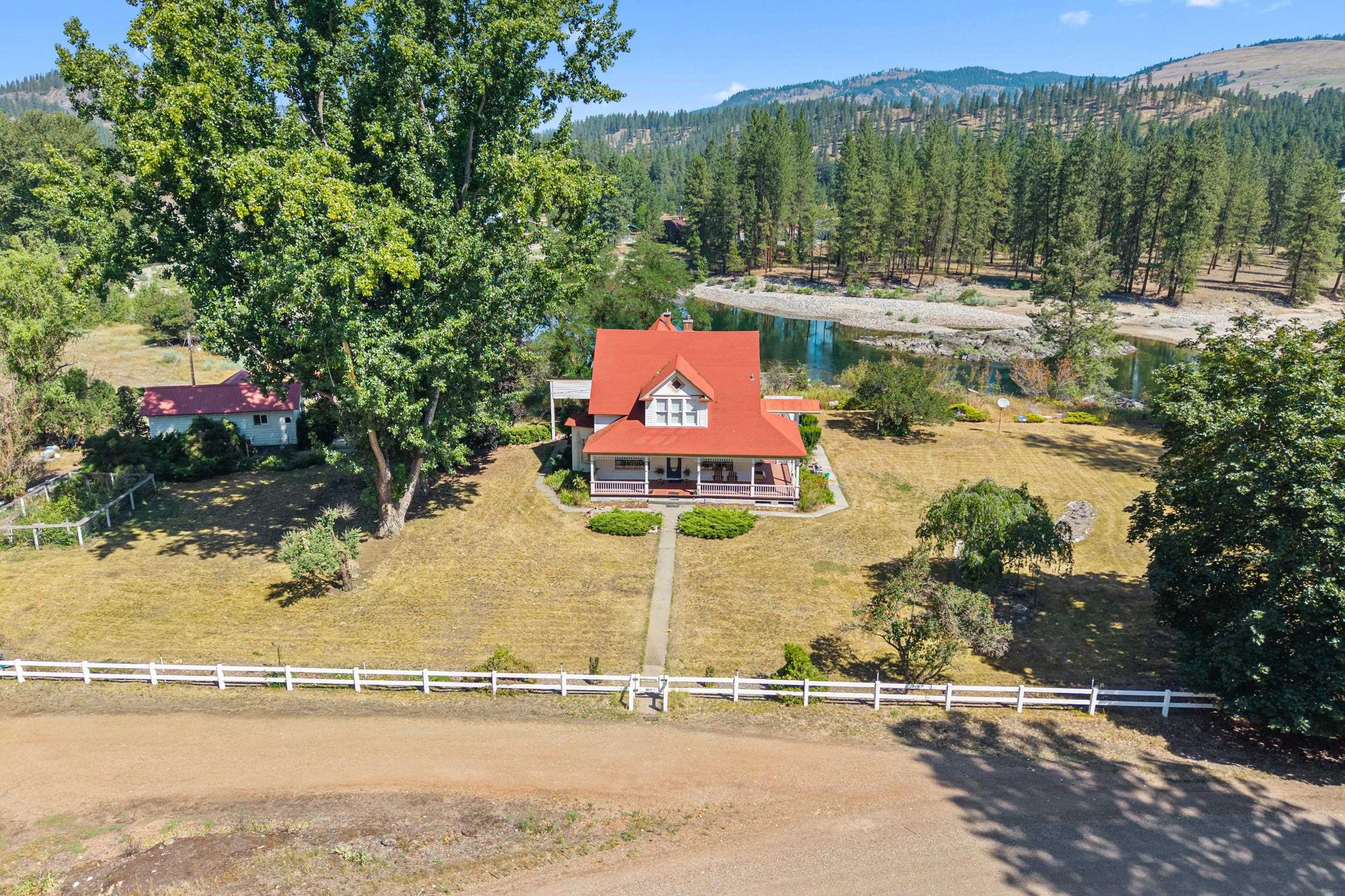 2339 Kettle River Road Kettle Falls, WA 99141 - Photo 3 of 42