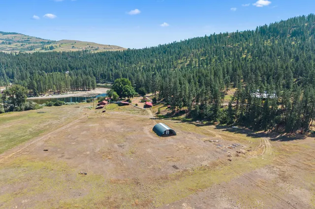 $850,000 | 2339 Kettle River Road, Kettle Falls, WA 99141