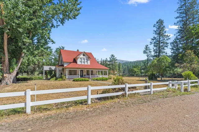 $850,000 | 2339 Kettle River Road, Kettle Falls, WA 99141