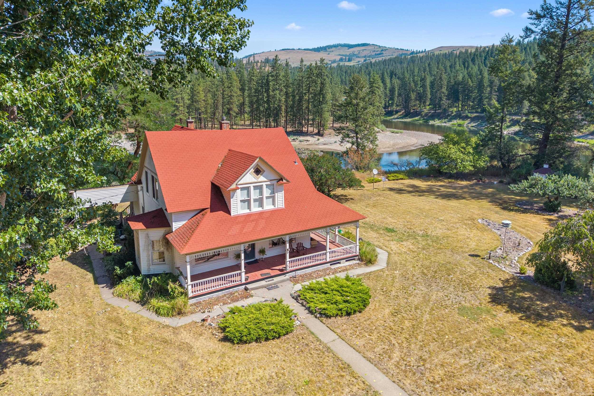 2339 Kettle River Road Kettle Falls, WA 99141 - Photo 5 of 42