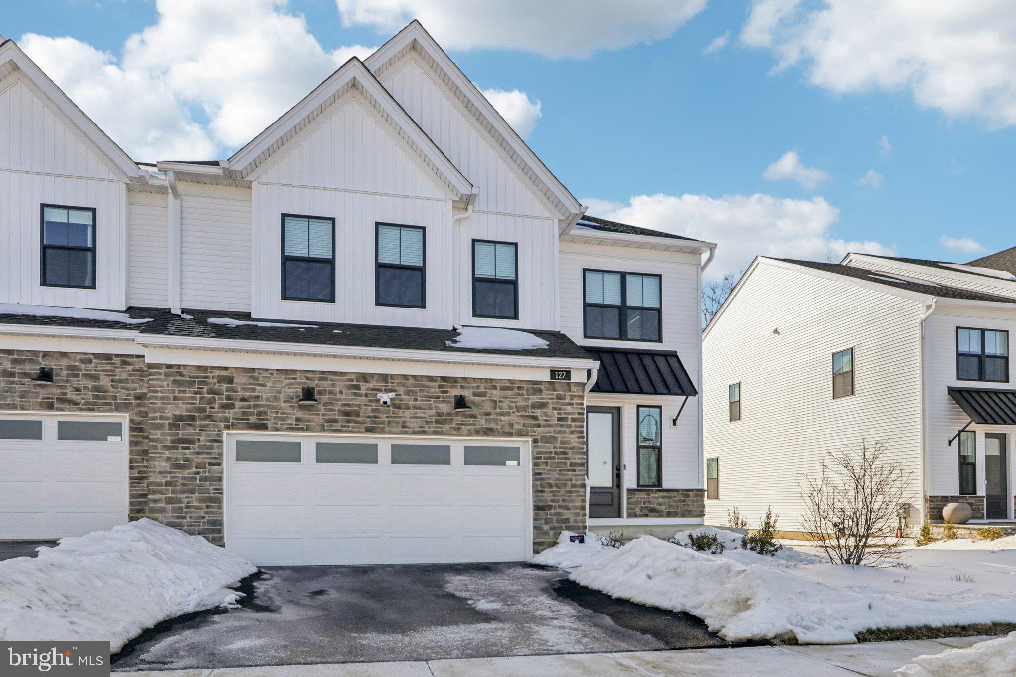 127 Alroy Road Malvern, PA 19355 - Photo 2 of 49