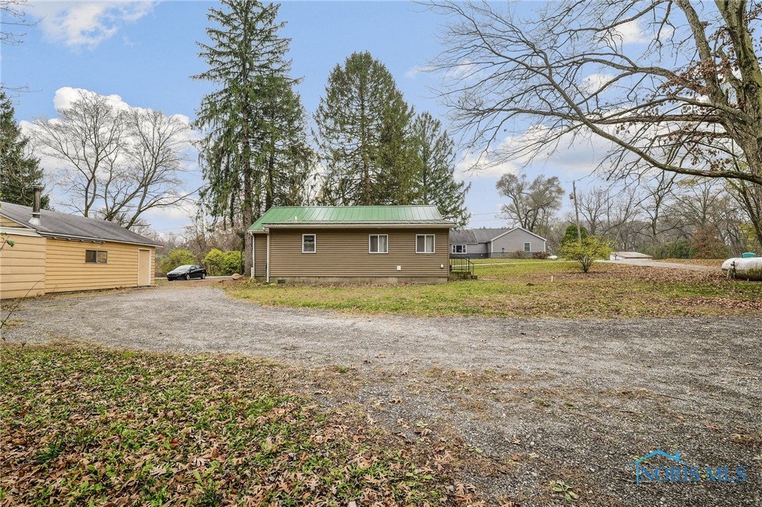 9900 Salisbury Road Monclova, OH 43542 - Photo 31 of 35 Gallery Image 31