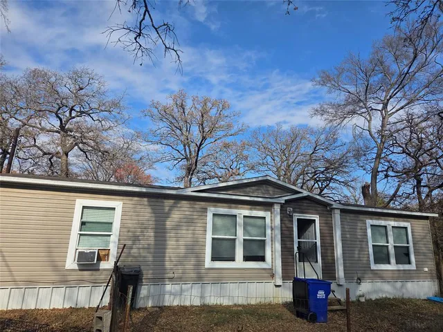 $200,000 | 609 County Road 262, Gainesville, TX 76240