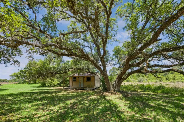 $549,000 | 12227 Frantz Road, Cat Spring, TX 78933