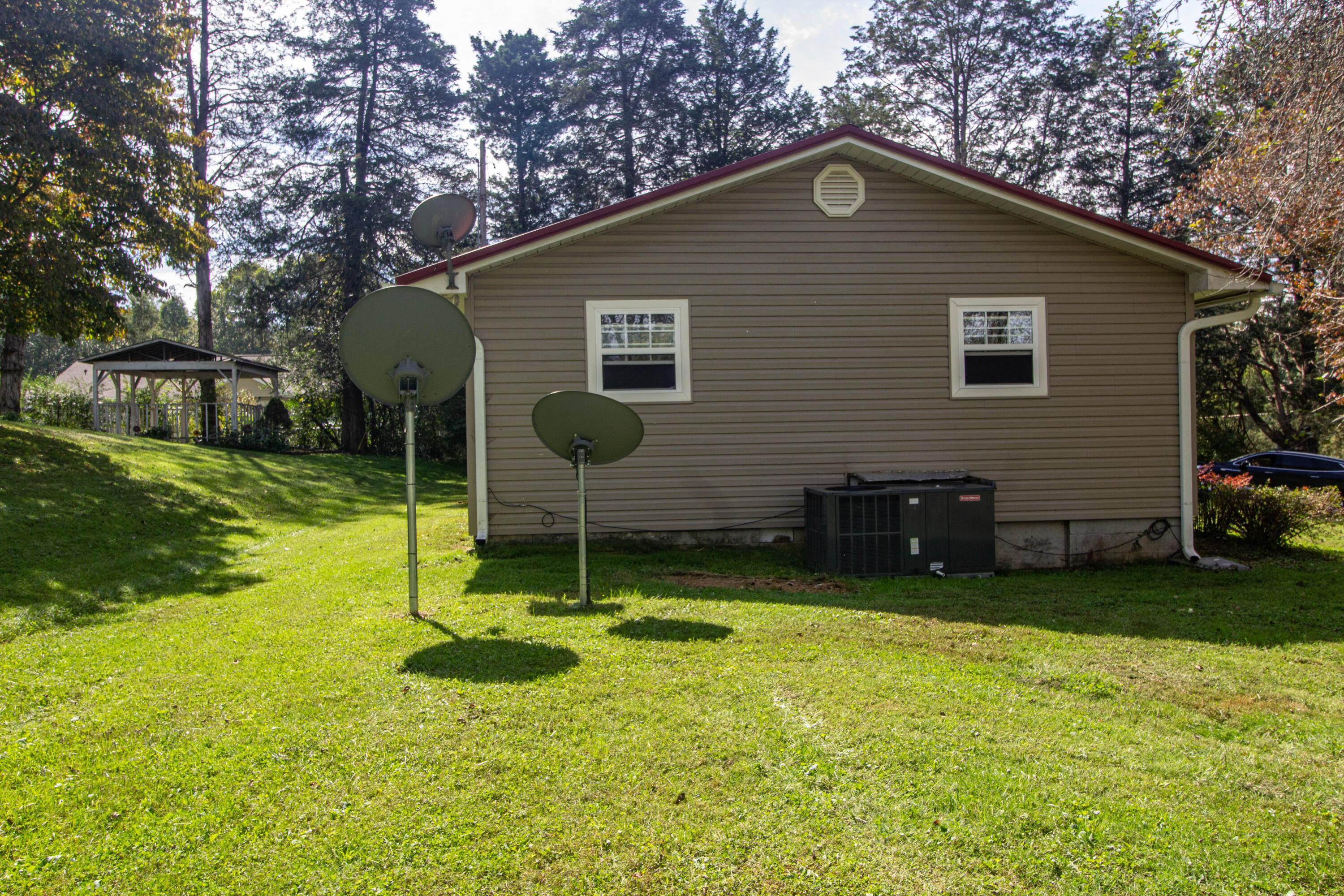295 Johnson Road Maynardville, TN 37807 - Photo 10 of 23 IMG_0485