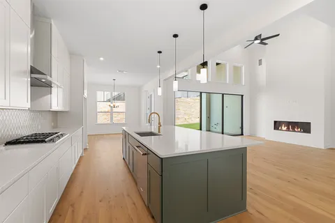 $942,000 | 1813 Lucera Bend, Leander, TX 78641
