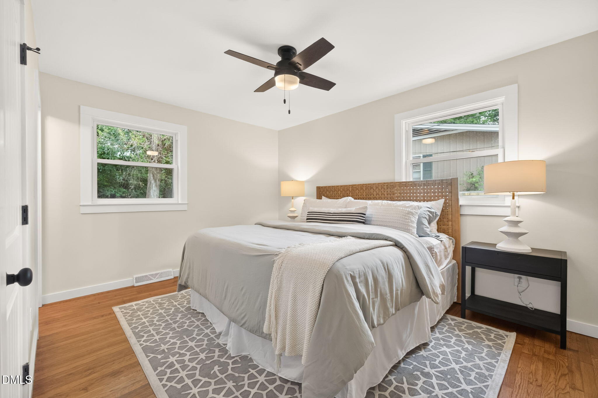 4612 Radcliff Road Raleigh, NC 27609 - Photo 15 of 34 24-web-or-mls-IMG_0425