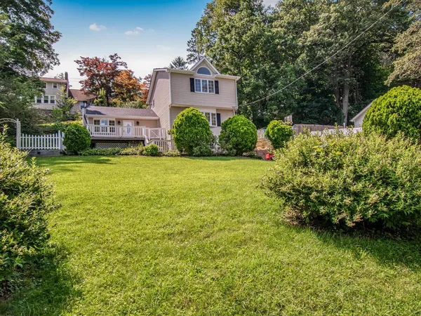 $575,000 | 17 Shenorock Drive, Yorktown Heights, NY 10598