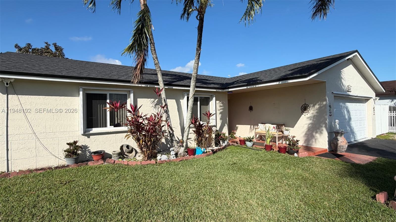 12285 Southwest 257th Terrace Homestead, FL 33032 - Photo 3 of 43