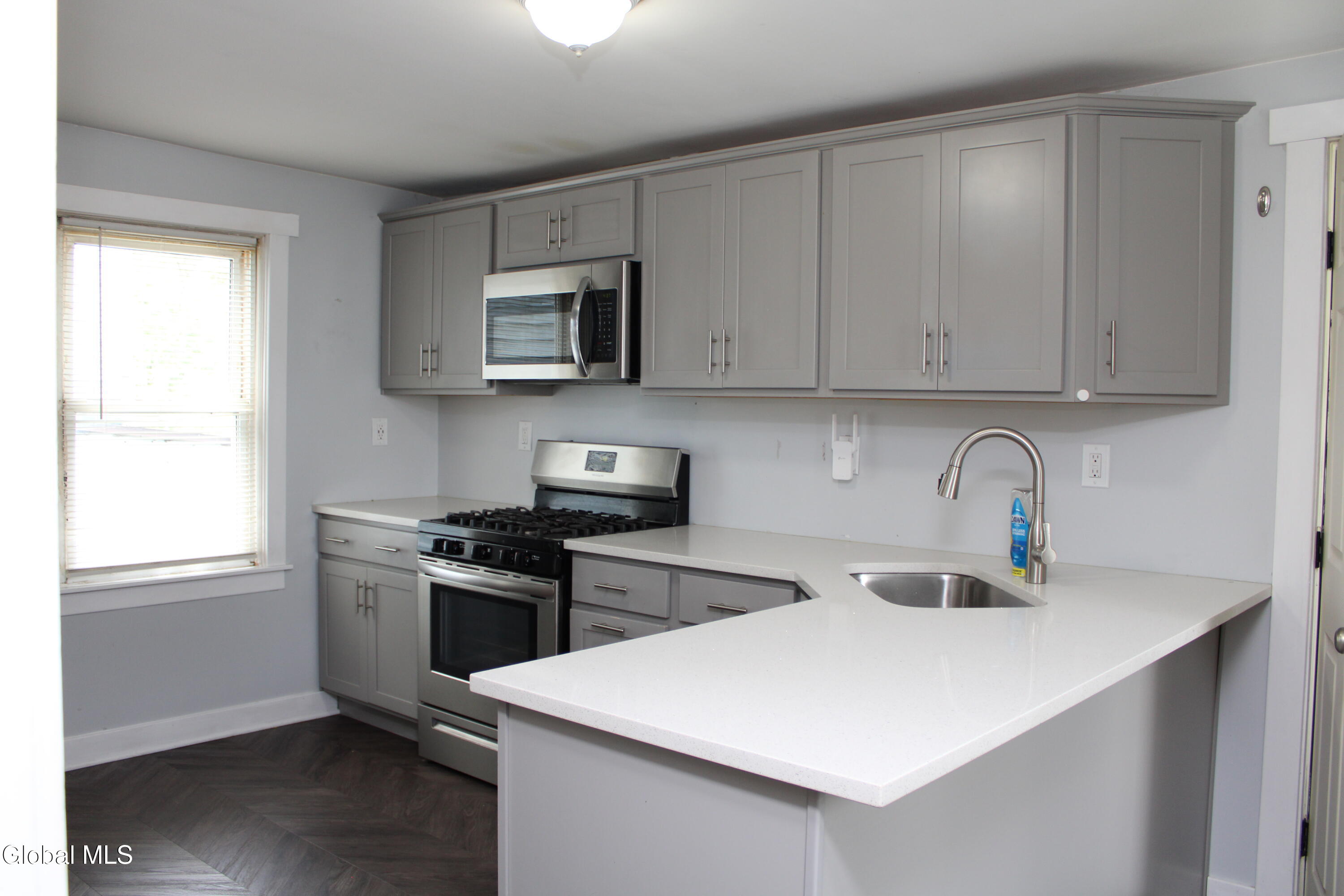 1625 5th Street Rensselaer, NY 12144 - Photo 3 of 29 3