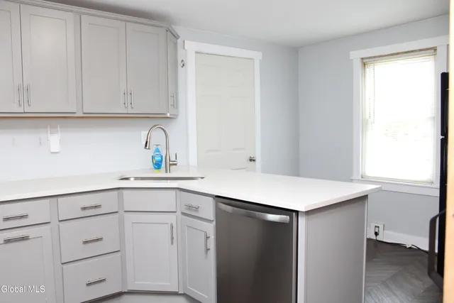 $199,900 | 1625 5th Street, Rensselaer, NY 12144