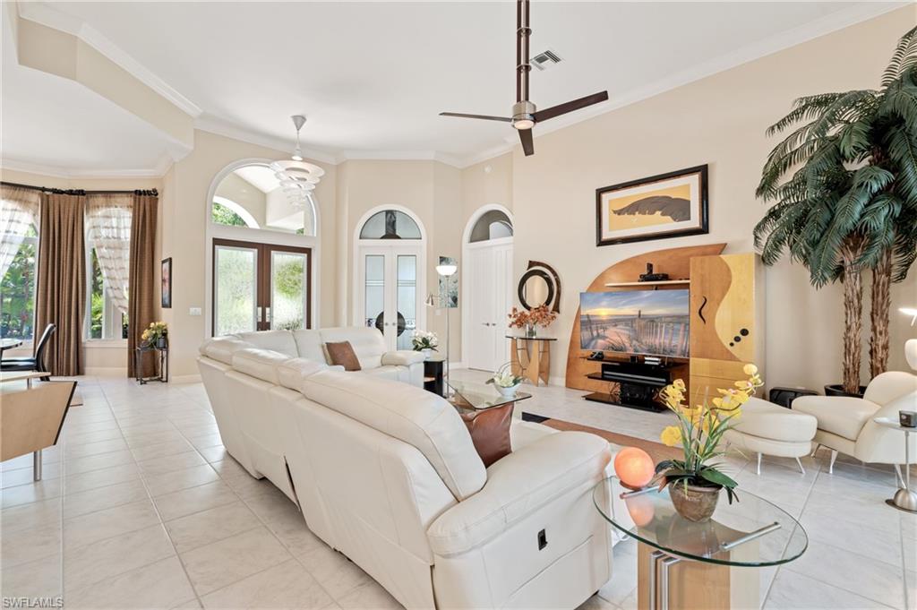 933 Barcarmil Way Naples, FL 34110 - Photo 11 of 48