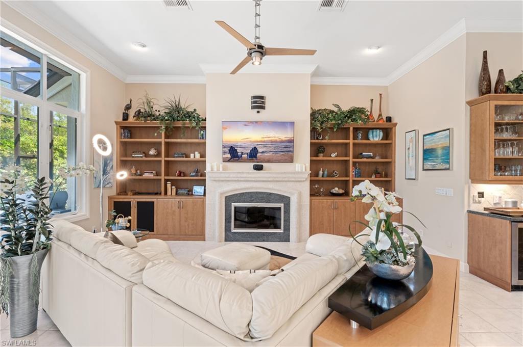 933 Barcarmil Way Naples, FL 34110 - Photo 15 of 48