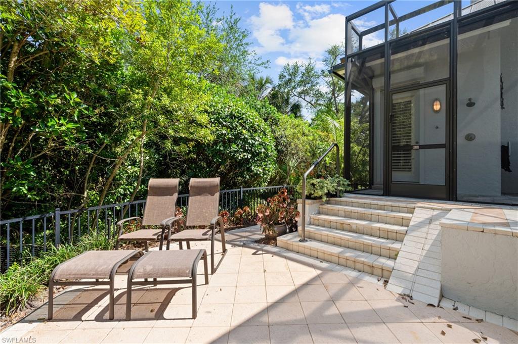 933 Barcarmil Way Naples, FL 34110 - Photo 45 of 48